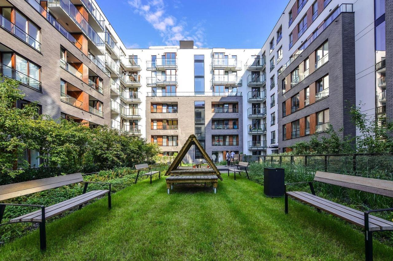 Apartamenty Warszawskie Delux Siedmiogrodzka Varşovia Exterior foto